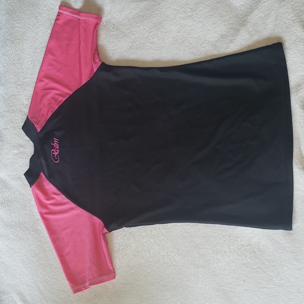 The Realm Rash Guard Small - Picture 4 of 6